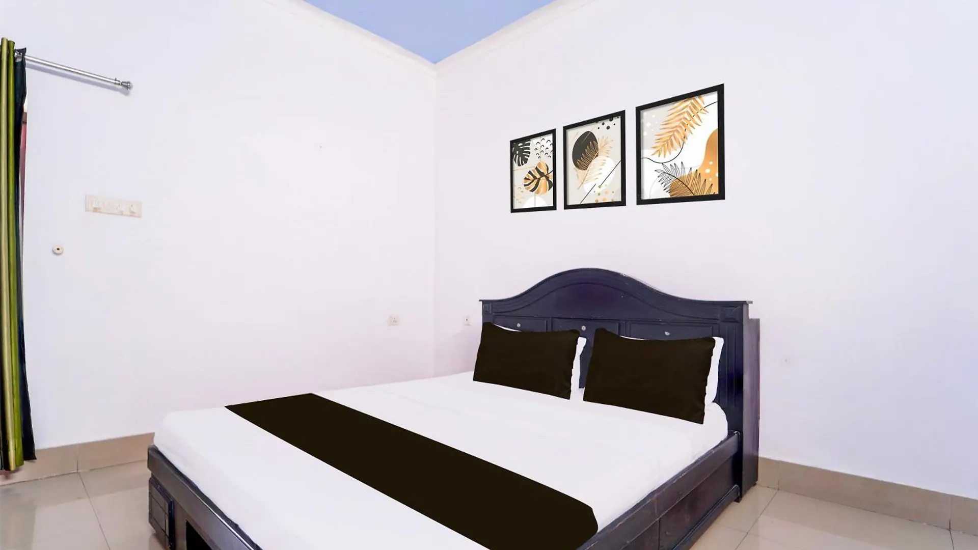 ***  Spot On Hotel Libra Regency Guruvāyūr Ινδία